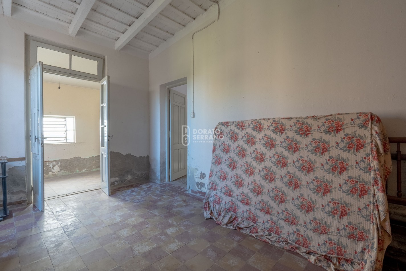 LOTE + CASA A DEMOLER O RECICLAR