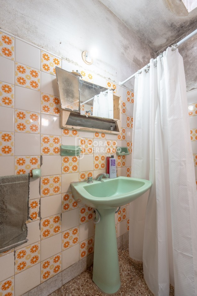 GRAN LOTE + CONSTRUCCION A RECUPERAR. 