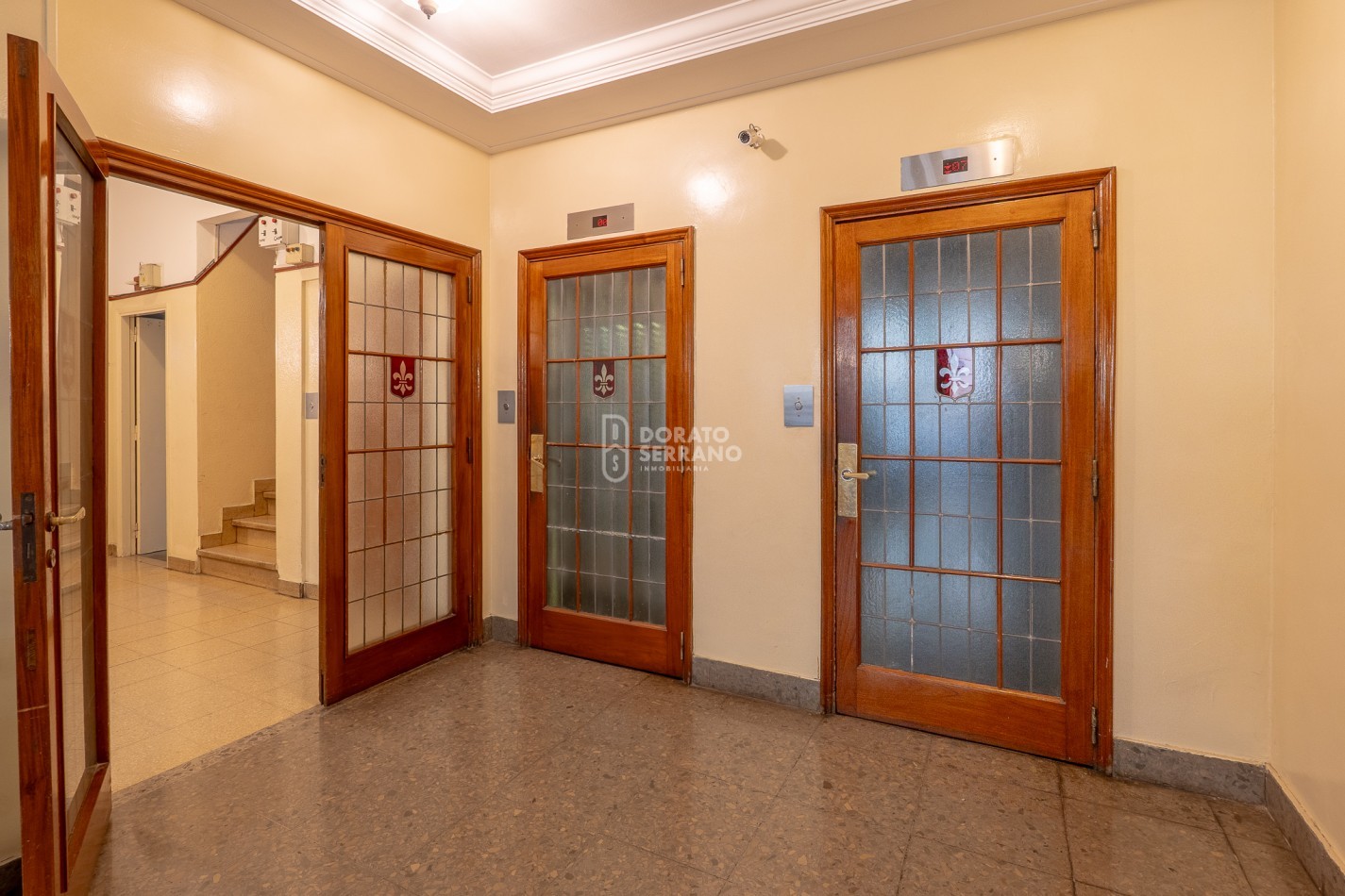 DEPTO. ROSARIO - AMPLIO Y SEÑORIAL.