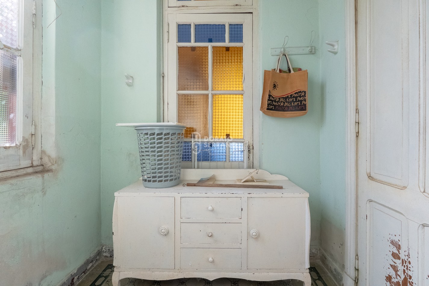 CASA ESTILO COLONIAL - TODOS LOS SERVICIOS!