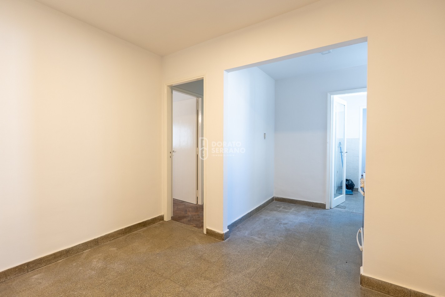 DEPTO. ROSARIO - AMPLIO Y SEÑORIAL.