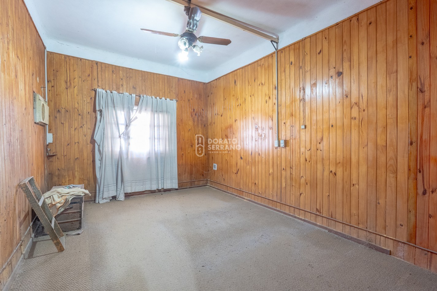 CASA A RECICLAR + GALPON NUEVO!