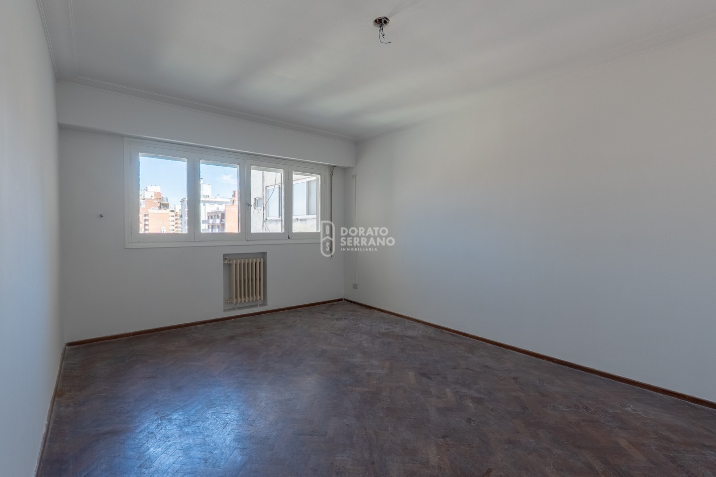 DEPTO. ROSARIO - AMPLIO Y SEÑORIAL.