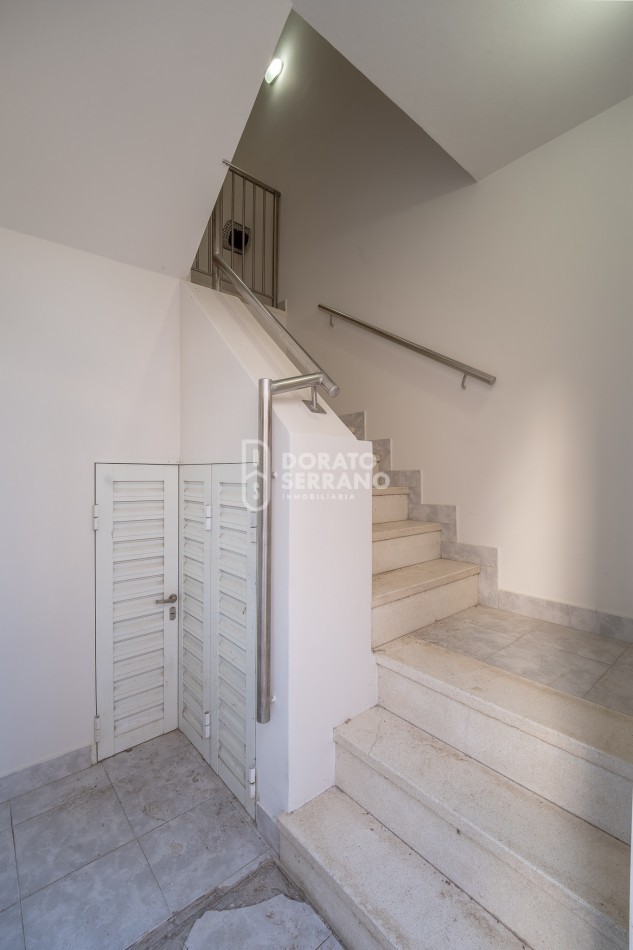 DEPTO. GIGANTE EN MICROCENTRO! 132 M2 EXCLUSIVOS & PLUS TERRAZA SOLARIUM!