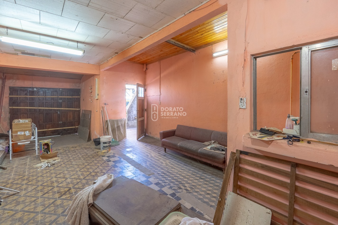 CASA A RECICLAR + GALPON NUEVO!