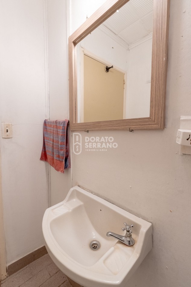 CASA EN EL RIO - BARRIO GALVEZ - PRACTICA Y BIEN UBICADA!