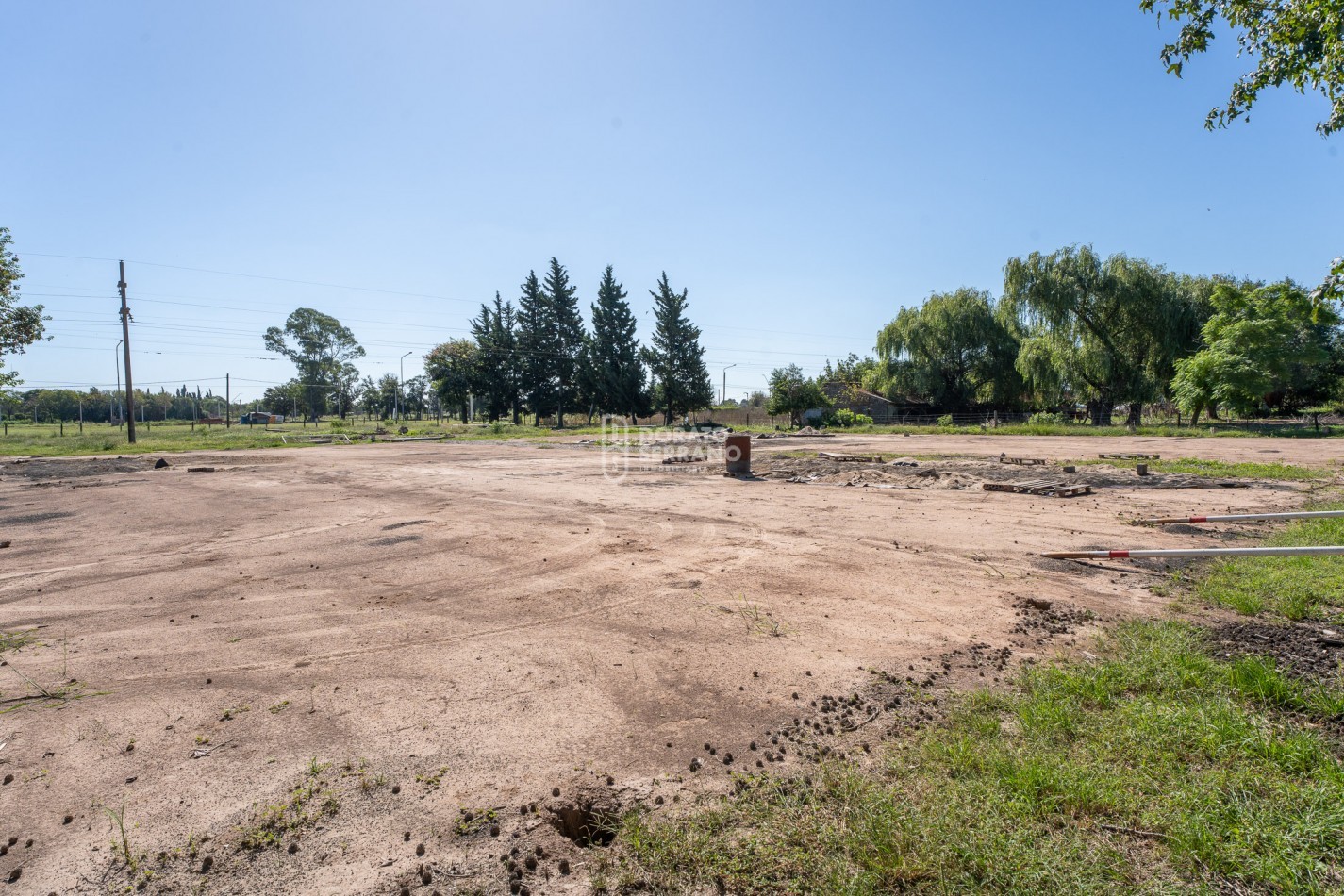 LOTE  ESTRATEGICO / MILLS Y B. SUR MER /   