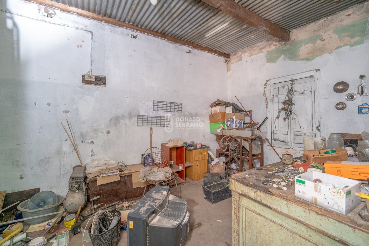 42 MTS. DE FRENTE EN ESQUINA! MAXIMAS POSIBILIDADES SOBRE 25 DE MAYO!