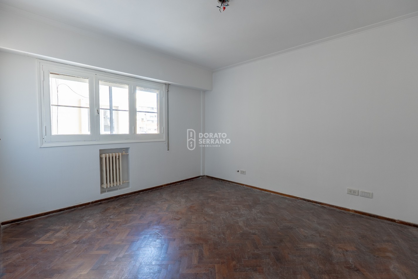 DEPTO. ROSARIO - AMPLIO Y SEÑORIAL.