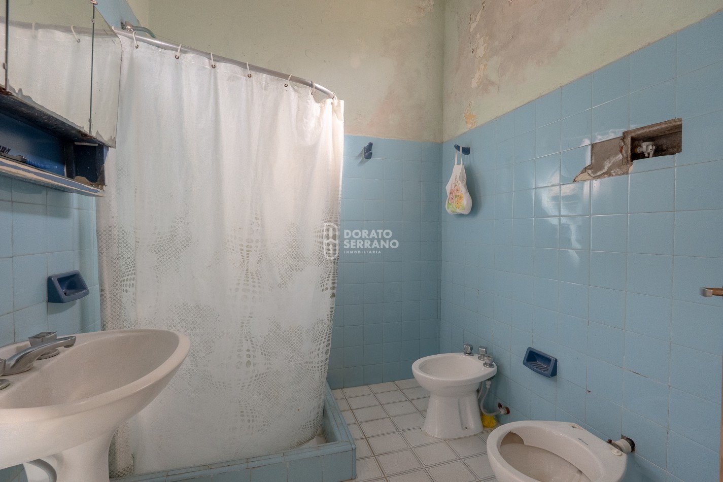 CASA ESTILO COLONIAL - TODOS LOS SERVICIOS!