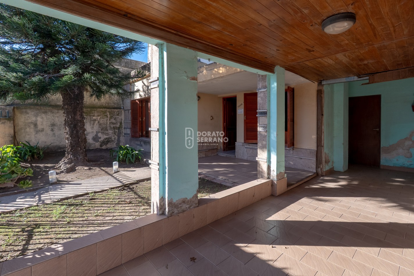 1 CASA DE 2 PLANTAS O 2 DEPTOS. INDEPENDIENTES / A ELECCION! 