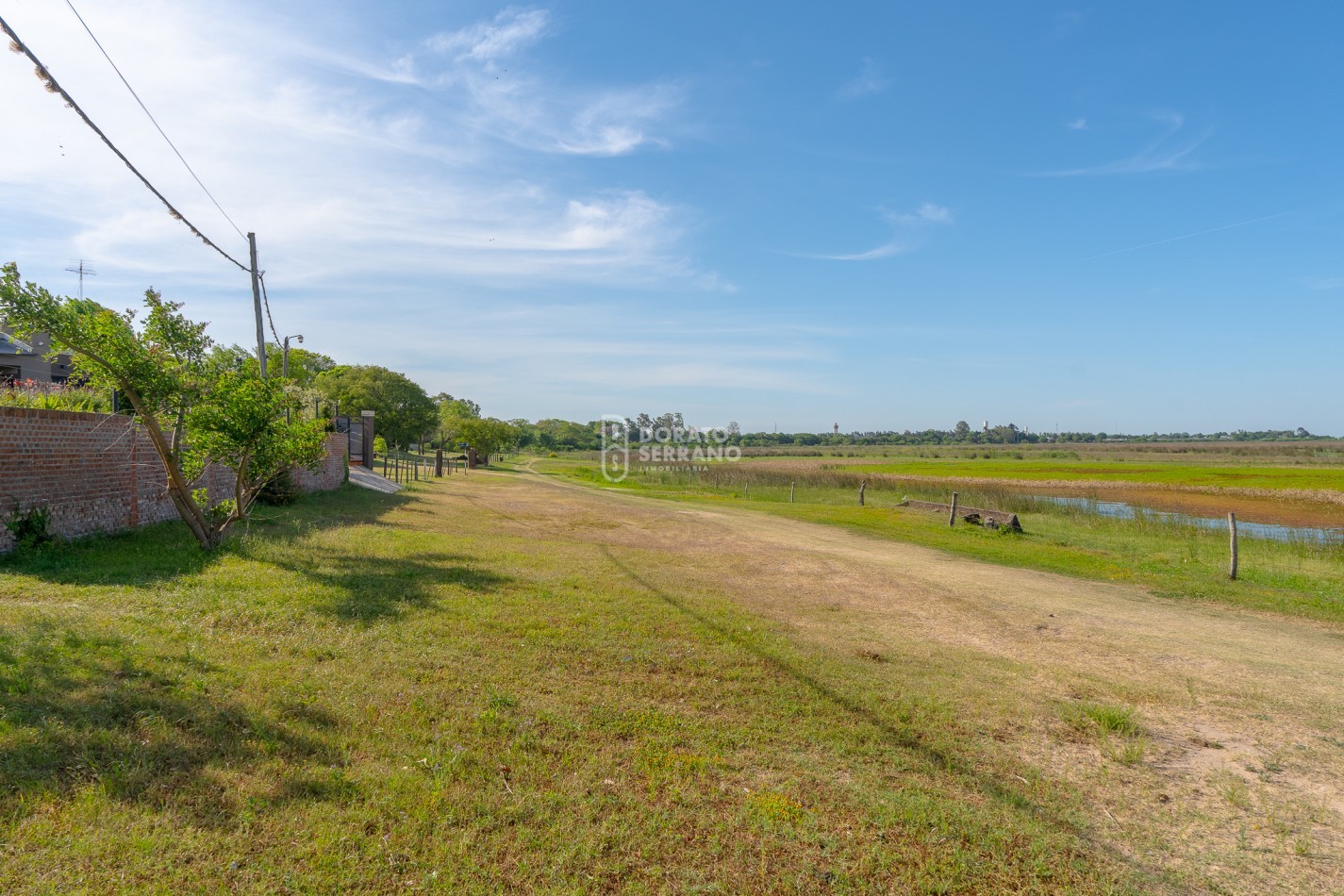 EXTRAORDINARIA! BARRIO GALVEZ - LAGUNA DE LOTTO.