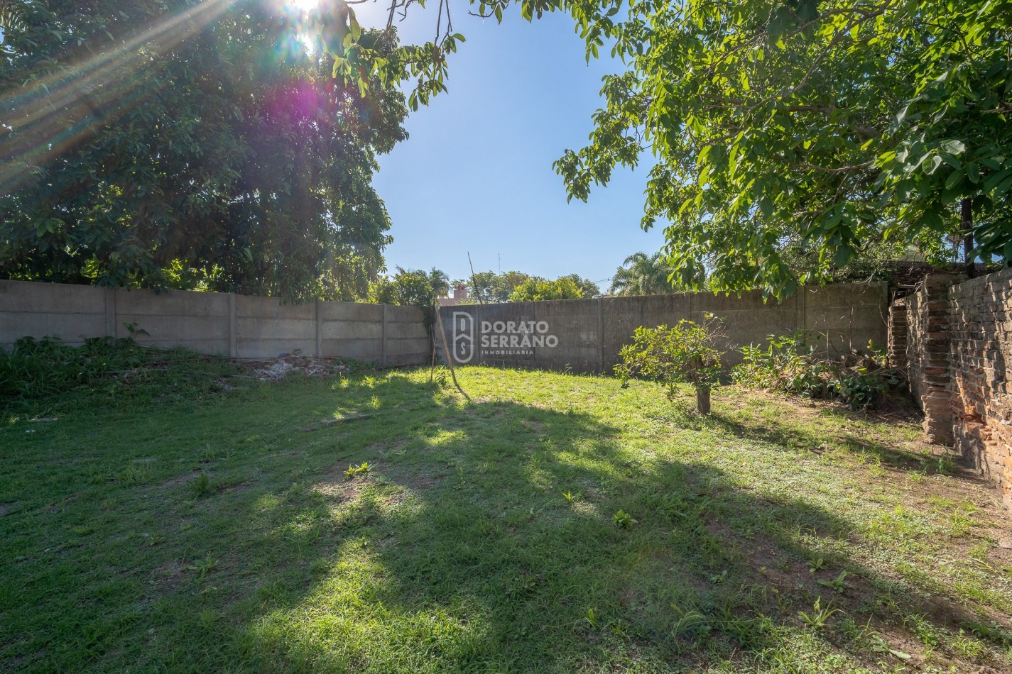 COMPLEJO DE 3 DEPTOS. CENTRICOS + PLUS: LOTE REMANENTE!  