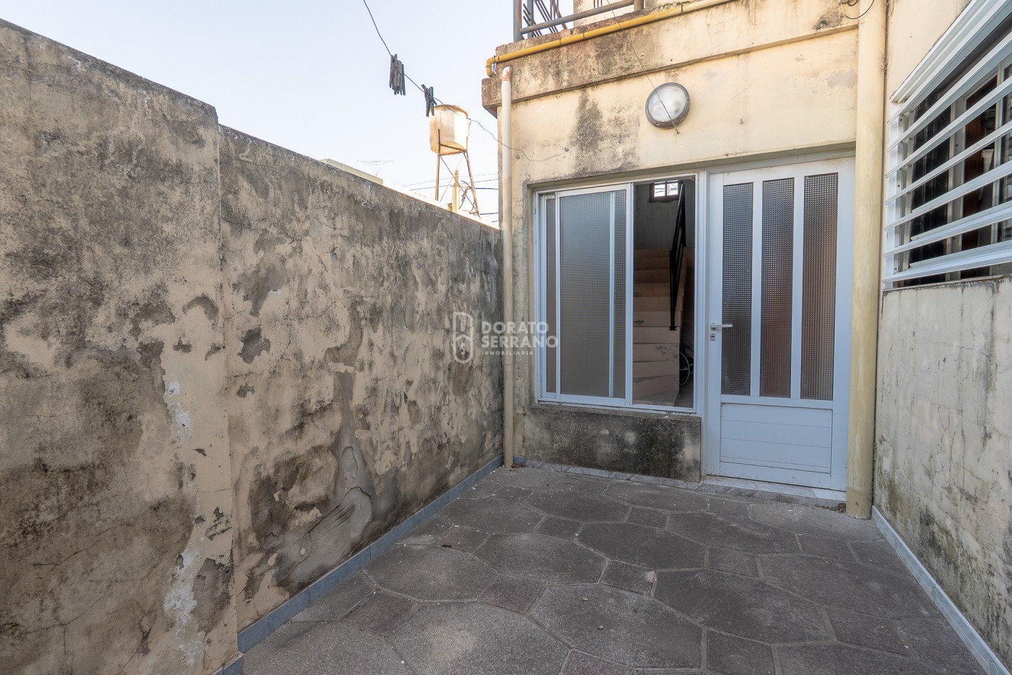 1 CASA DE 2 PLANTAS O 2 DEPTOS. INDEPENDIENTES / A ELECCION! 