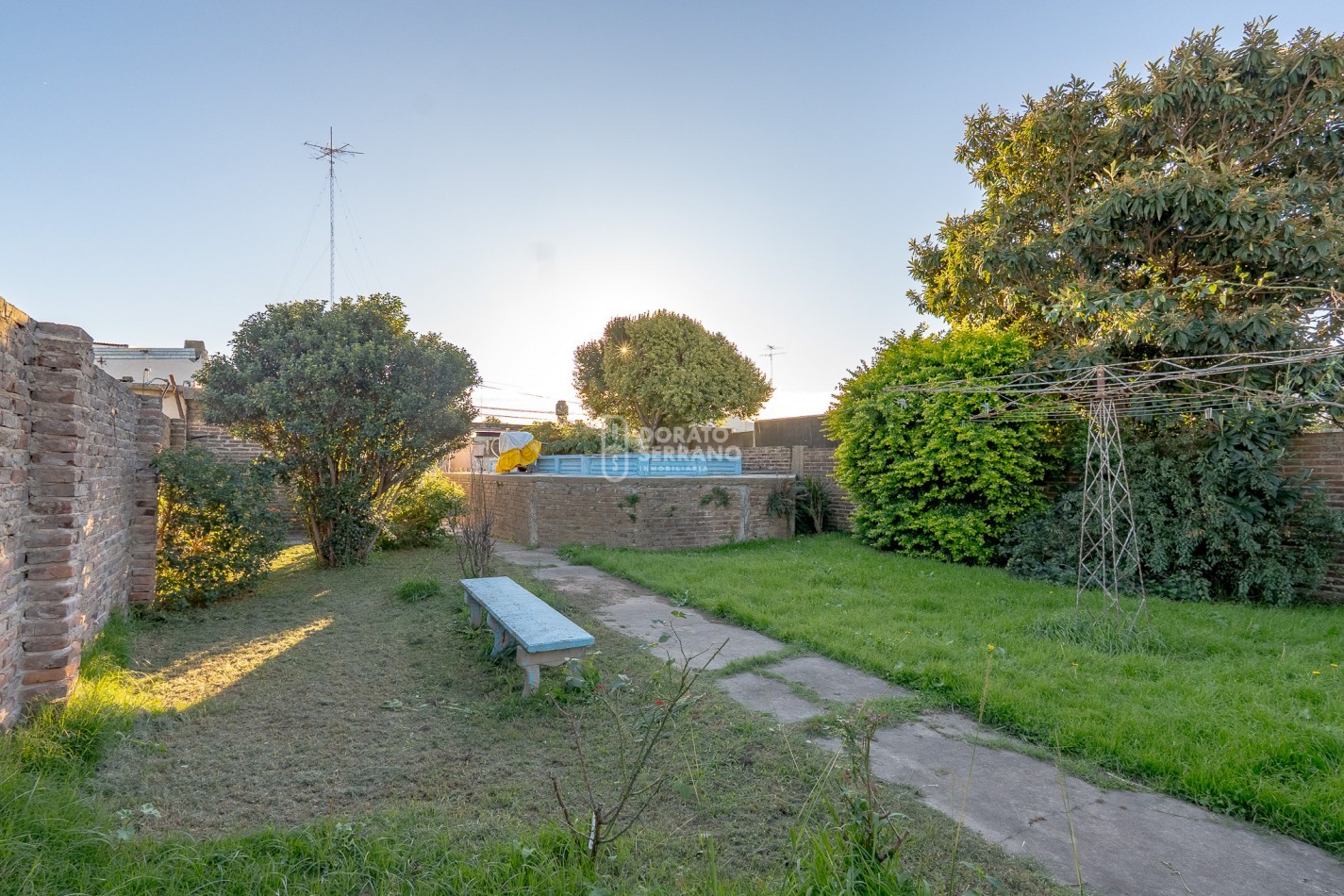 CASA + 500 m2 DE LOTE - BARRIO PROGRESO!