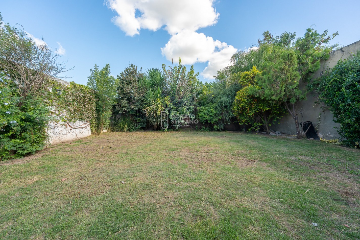 CASA LISTA PARA HABITAR! TODOS LOS SERVICIOS!