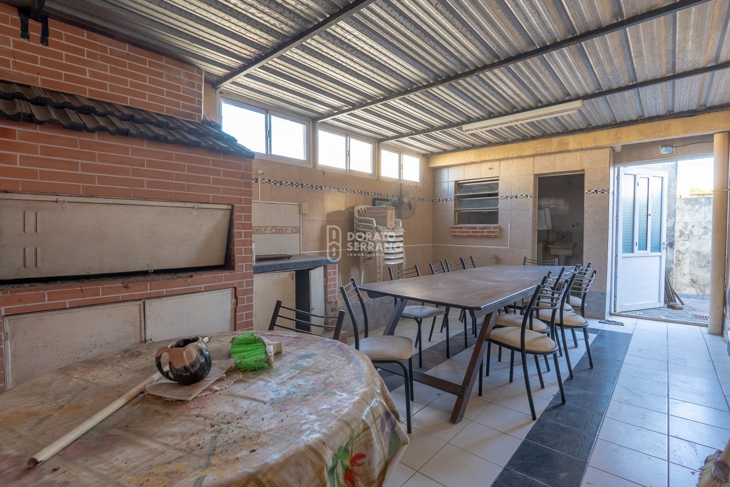 1 CASA DE 2 PLANTAS O 2 DEPTOS. INDEPENDIENTES / A ELECCION! 