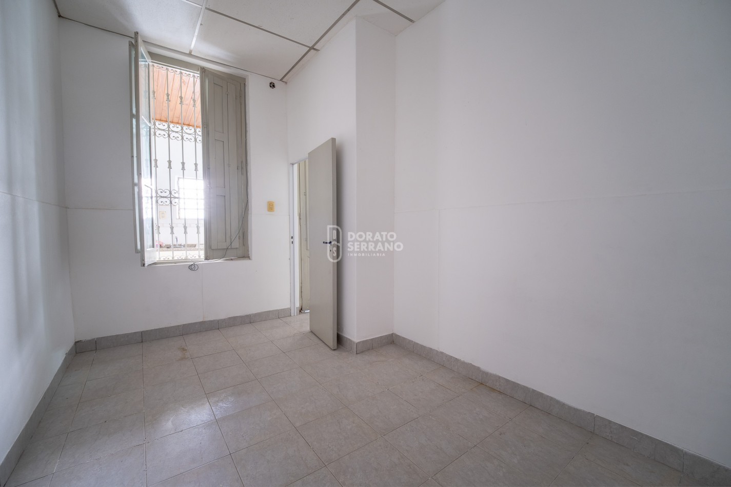 COMPLEJO DE 3 DEPTOS. CENTRICOS + PLUS: LOTE REMANENTE!  