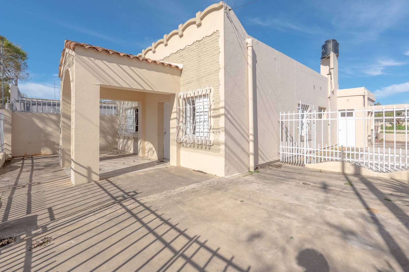 CASA + CONSTRUCCION INDUSTRIAL + LOTE XL!