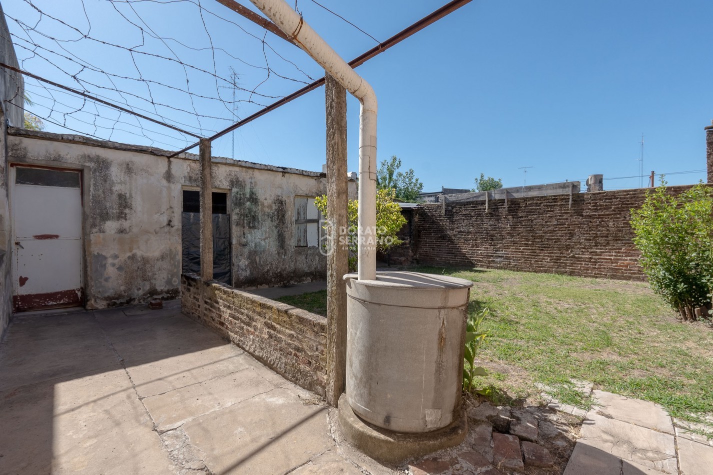 LOTE + CASA A DEMOLER O RECICLAR