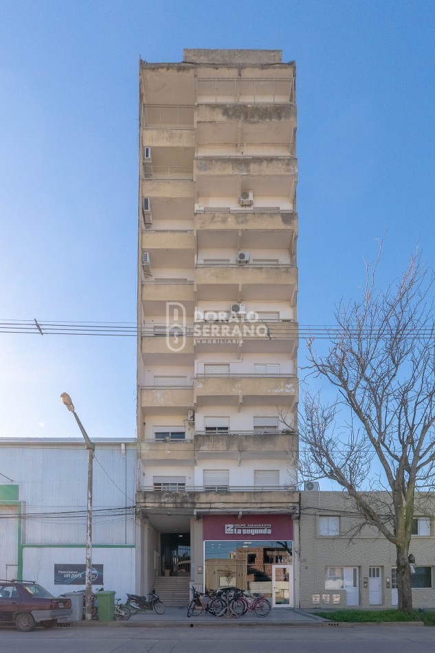 3 DORMITORIOS + 2 BAÑOS + DOBLE BALCON! 96 M2!