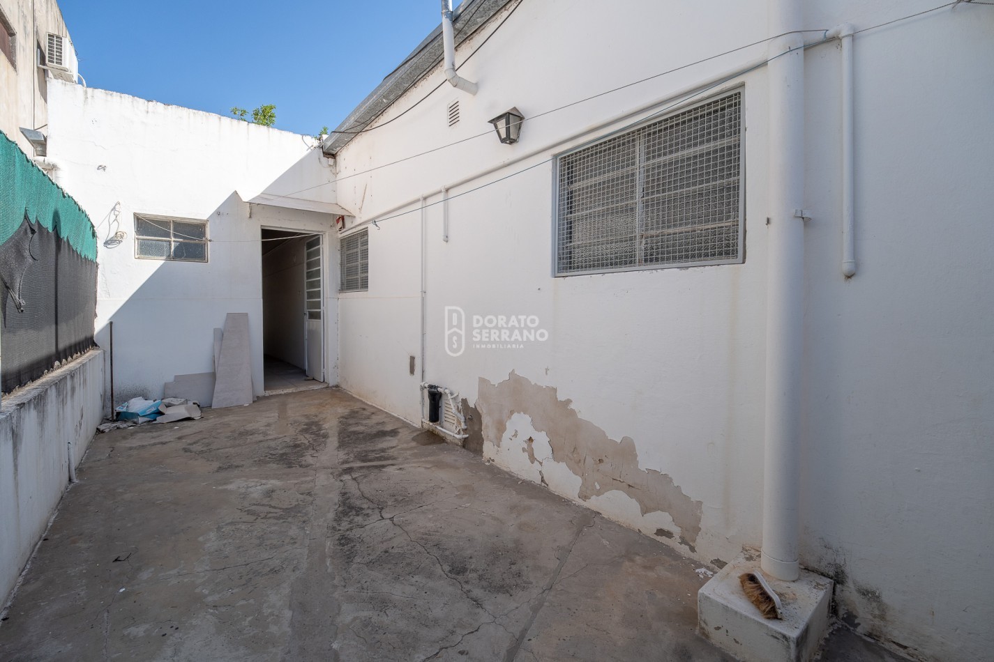 COMPLEJO DE 3 DEPTOS. CENTRICOS + PLUS: LOTE REMANENTE!  