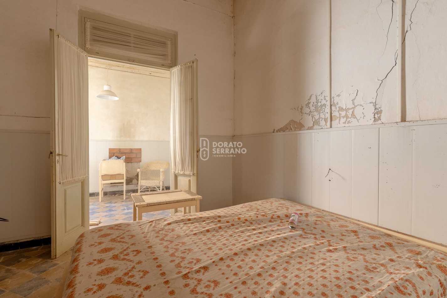 LOTE IDEAL 15X30 - A PASOS DE 20 DE JUNIO! + CASA A RECICLAR O DEMOLER.