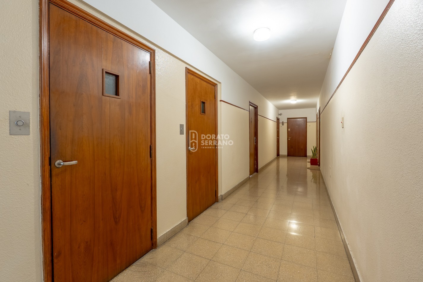 DEPTO. ROSARIO - AMPLIO Y SEÑORIAL.