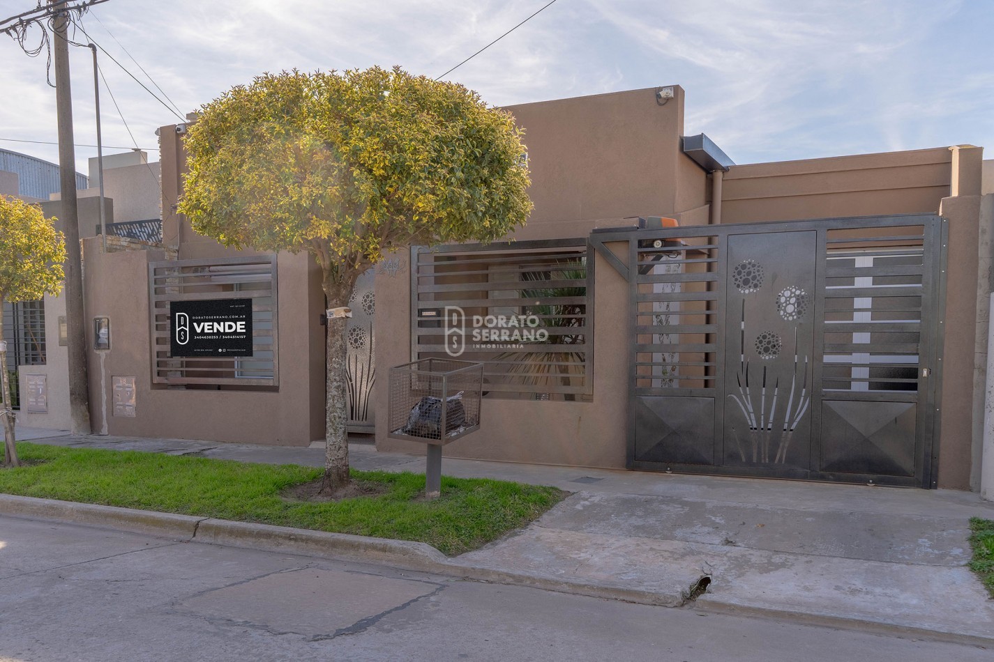 BONITA Y PRACTICA! FLORIDA / RESIDENCIAL!