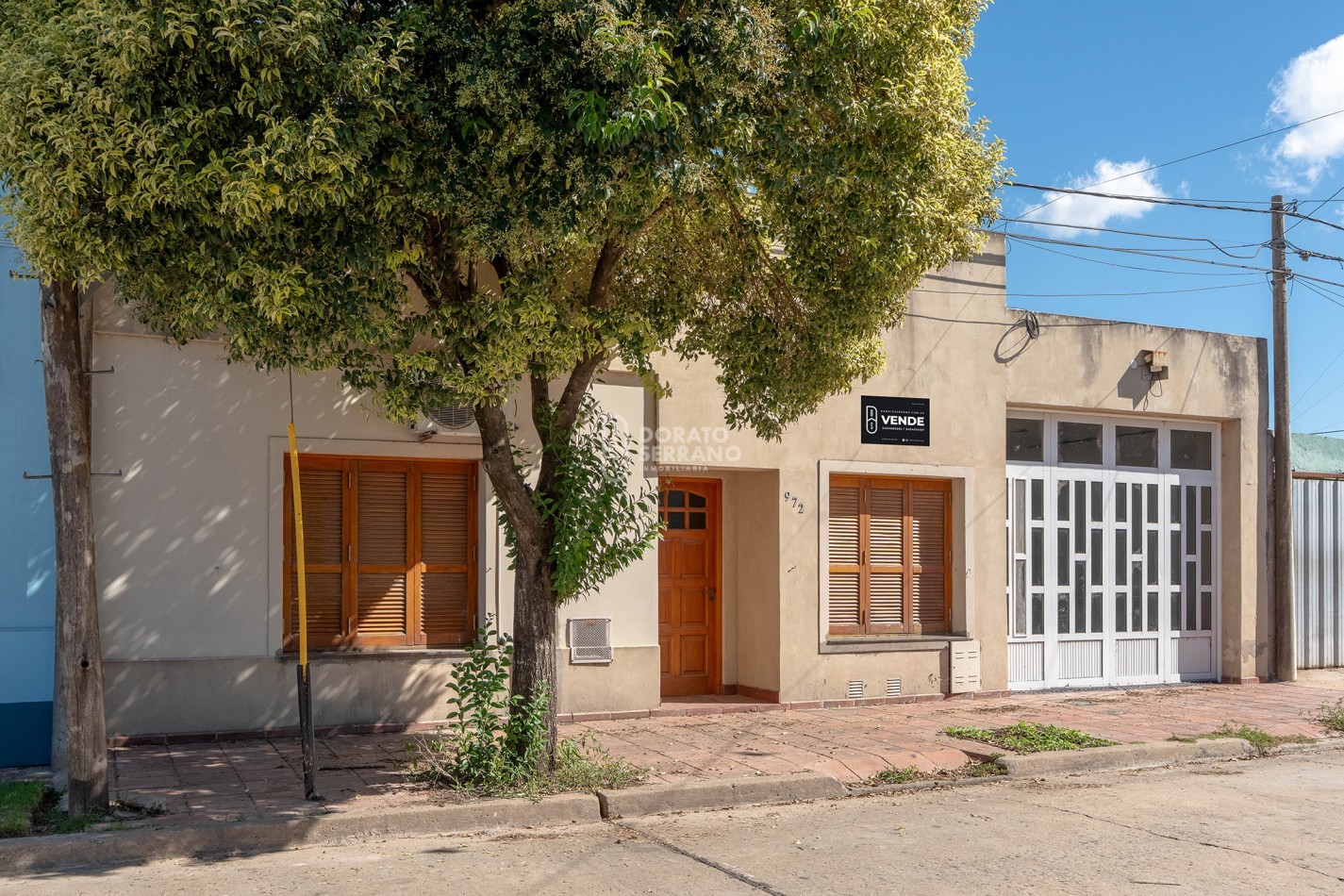 CASA LISTA PARA HABITAR! TODOS LOS SERVICIOS!