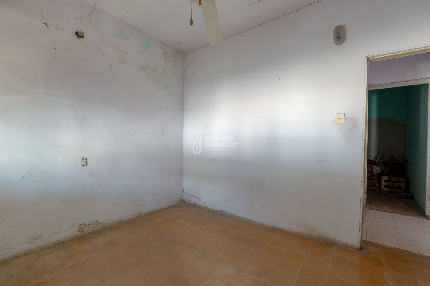 GRAN SUPERFICIE - TODOS LOS SERVICIOS.