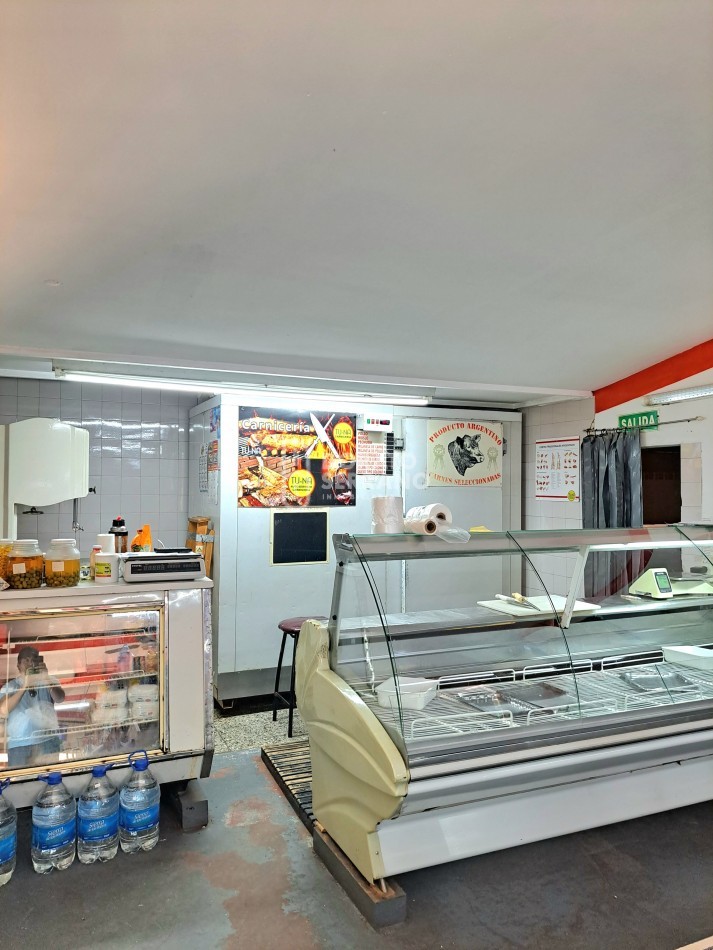 LOCAL ESTRATEGICO EN PEDRONI! ALTO POTENCIAL.