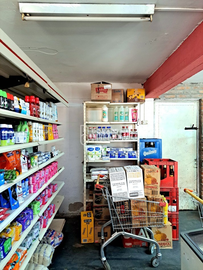 LOCAL ESTRATEGICO EN PEDRONI! ALTO POTENCIAL.