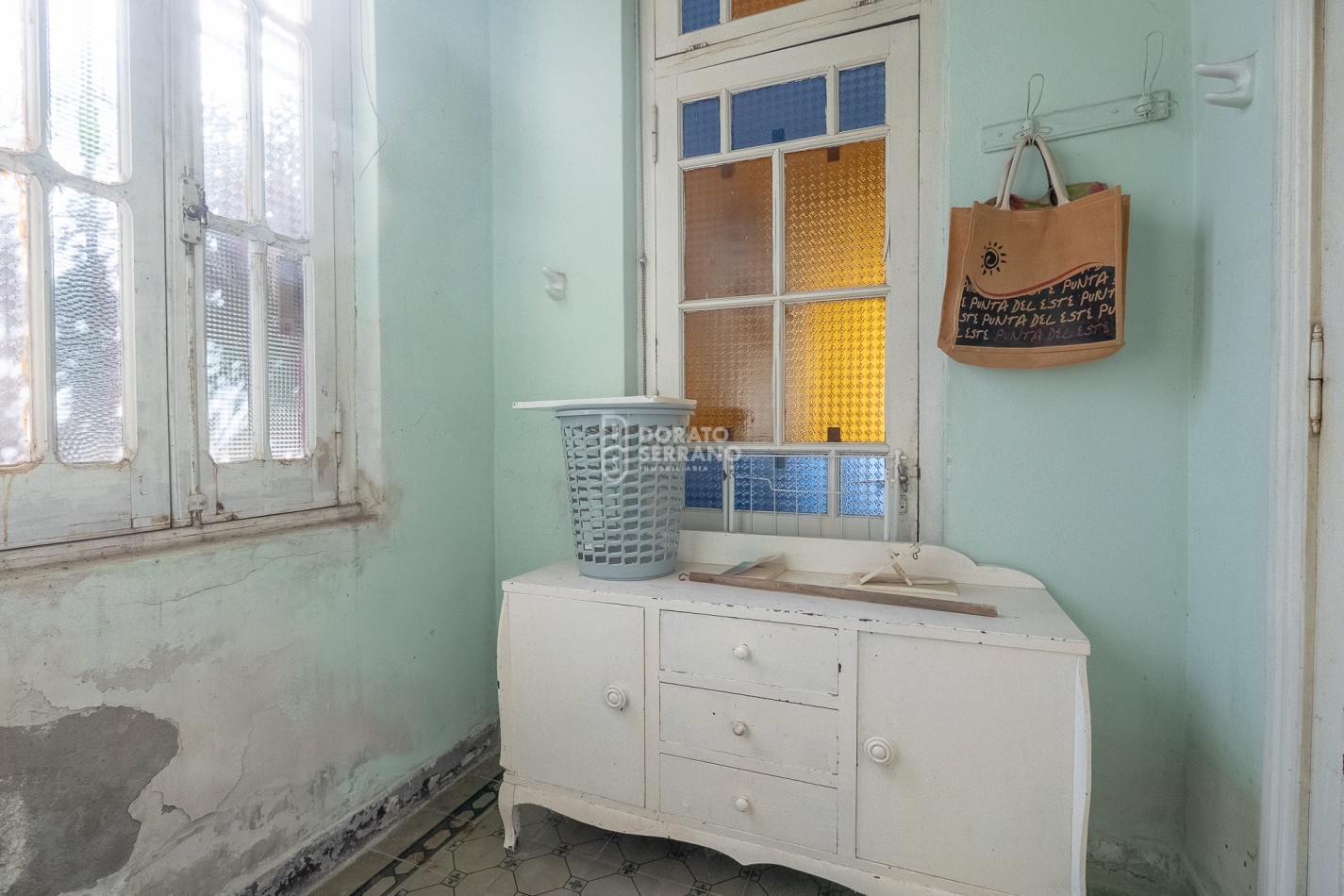 CASA ESTILO COLONIAL - TODOS LOS SERVICIOS!