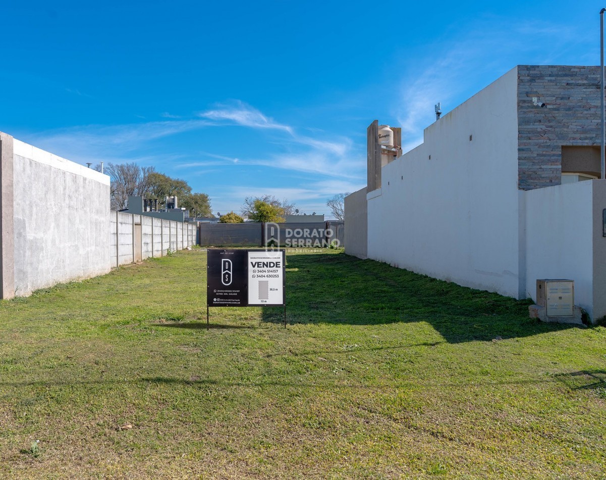 LOTE RESIDENCIAL - 10X30.