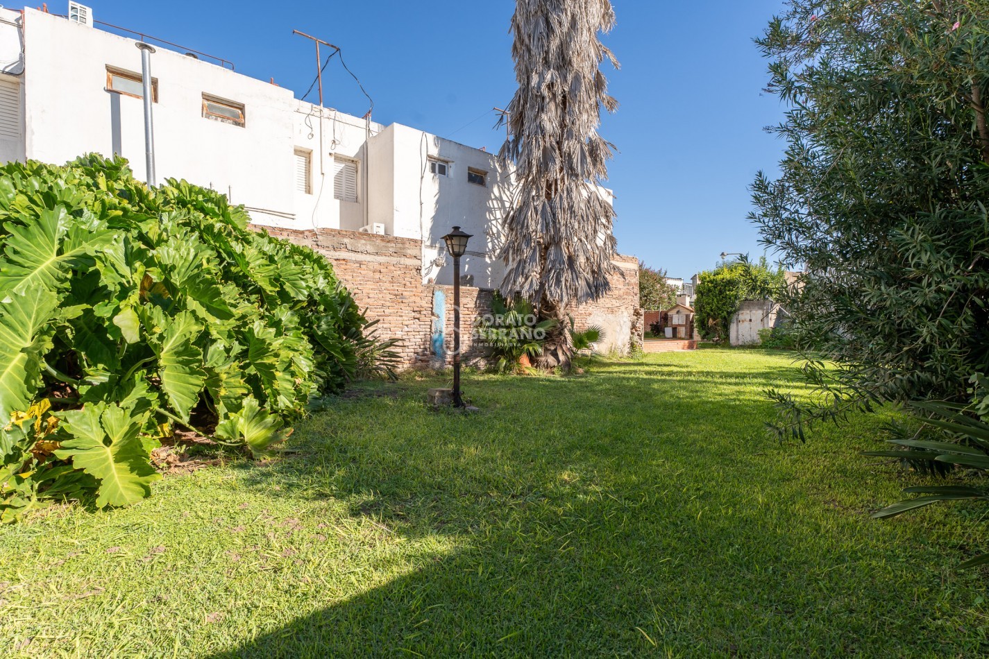 PORTE Y ESTILO PROPIO - AREA CENTRAL!