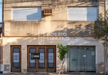 CASA CON LOCAL - PROYECTAR SIN LIMITES! AREA CENTRAL! 