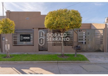 BONITA Y PRACTICA! FLORIDA / RESIDENCIAL!